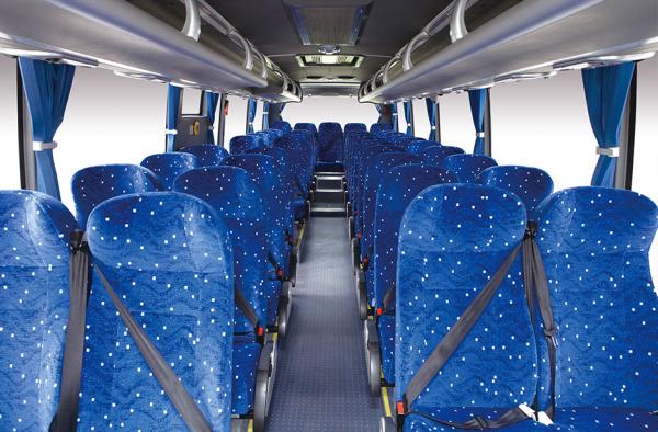 9.4m 45 Seater Yutong Coach Bus 220HP Euro 4 ZK6938HB9
