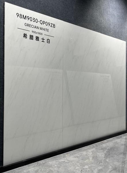 White 900x1800mm Polished Glazed Porcelain Tile Antibacterial Scratch-Resistant