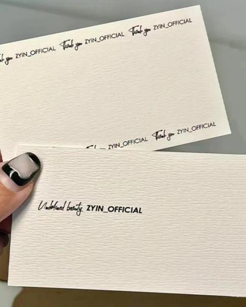 Varnishing Kraft Paper Printing Services Custom Logo Cardboard Business Card Printing