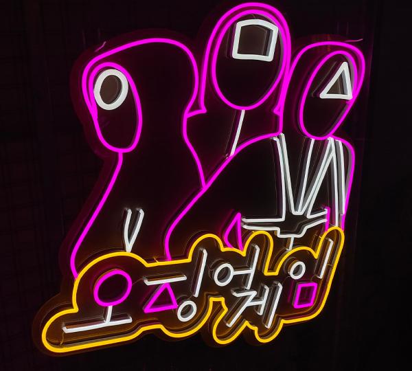 Da imagem feita sob encomenda da letra da palavra do sinal de néon de Coreia Japão sinal de néon feito a mão