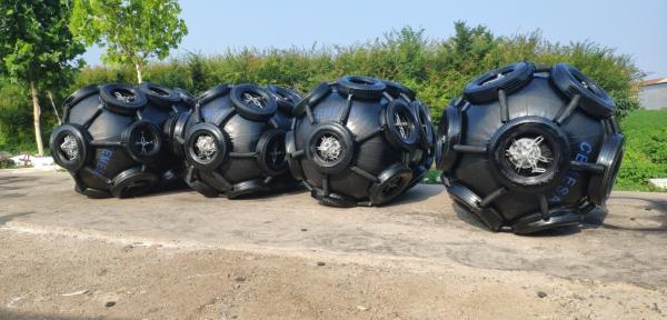 Floating Pneumatic Marine Fender Natural Rubber For Cargo Ship Docking Mooring