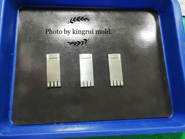 ISO9001 EDM Spare Parts MOV Core Insert Finished By Grinding And EDM Surface