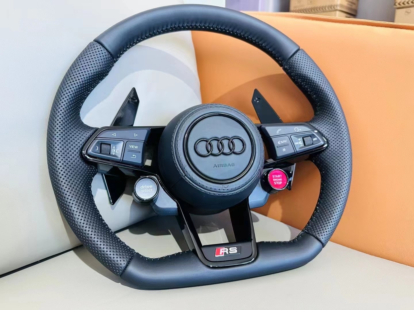 Audi R8 Multifunctional Steering Wheel Adaptation for A3 A4L A5 A6L A7 A8 Q5 Q3 Universal
