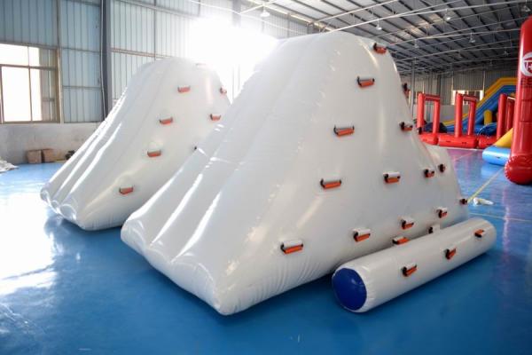 Montanhista inflável do iceberg/brinquedo inflável da água do iceberg para crianças
