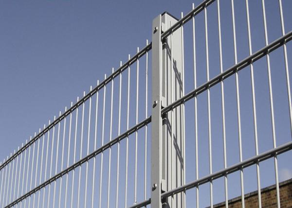 Budget Tubular Steel Fence Cost-Saving