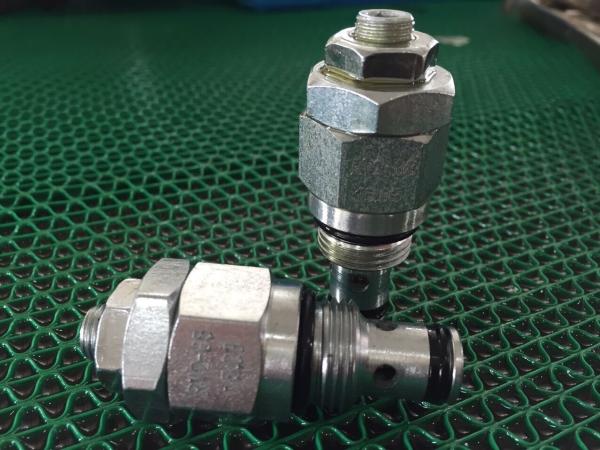 25um Oil Filtration Direct Acting Relief Valve Adjustable 12 LPM RV2-08
