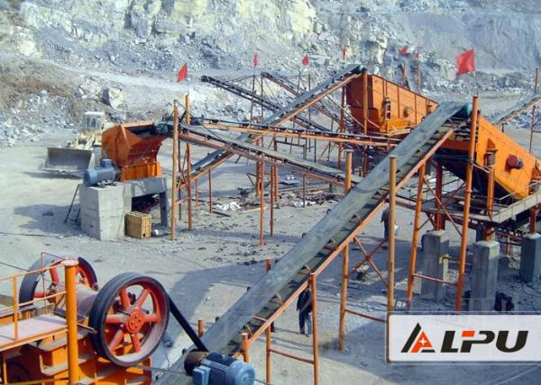50TPH  Asphaltic Cement / Limestone / Stone Crushing Plant Easy Maintenance