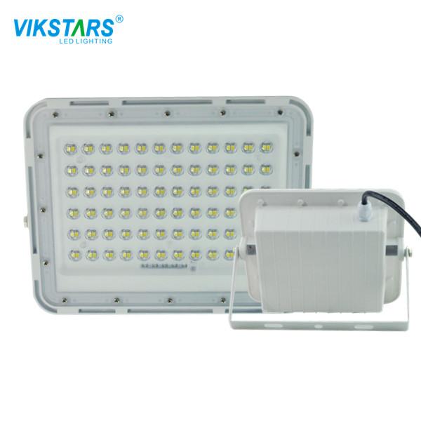 3.2V luz de inundação de 200 watts 3 horas carregam os parques de comunidade de abrigo brancos
