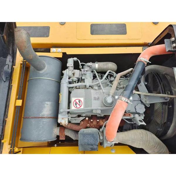 Excavateur grand Sany 215c machine de construction utilisée avec peu d'heures de travail