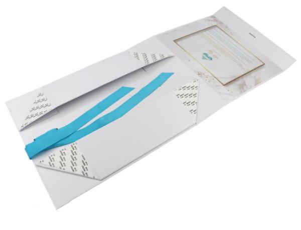 400g Thick 2.5mm Foldable Paper Packaging Box, 1500GSM Apparel Gift Boxes With Lids