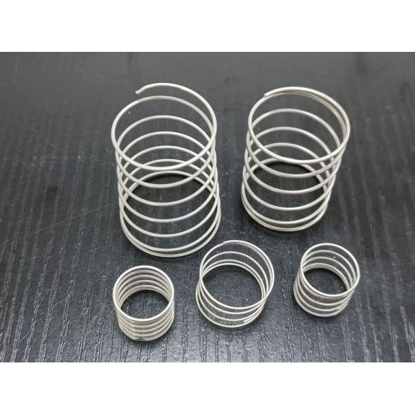 Small Strong Springs Hardware Round Wire Type For Compression And Tension