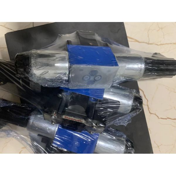 Válvula direccional proporcional Rexroth para hidráulica con montaje ISO 4401, 6 vías, diámetro y voltaje de 24V