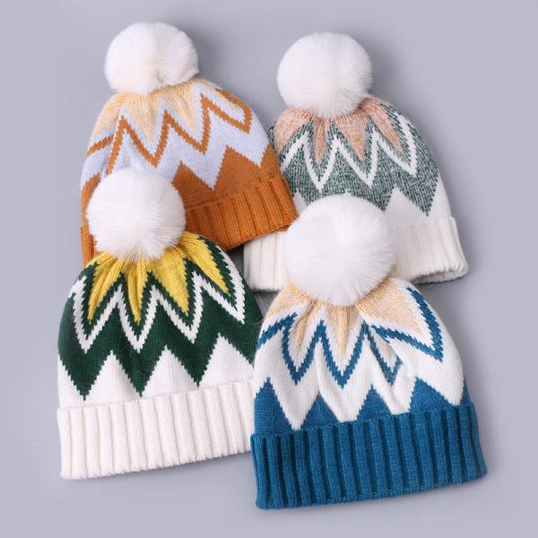 Custom Embroidered Beanies Winter Knitted Stripe Patterned Warm Soft Pompom Puff Print Beanie Manufacturer