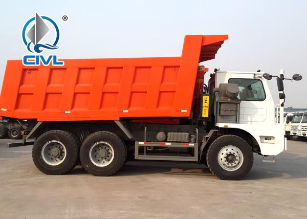 Sinotruck Howo 8x4 Dump Trucks Front Lift Loading 30cbm 40t ZZ3317N3267D1 336hp / 371hp