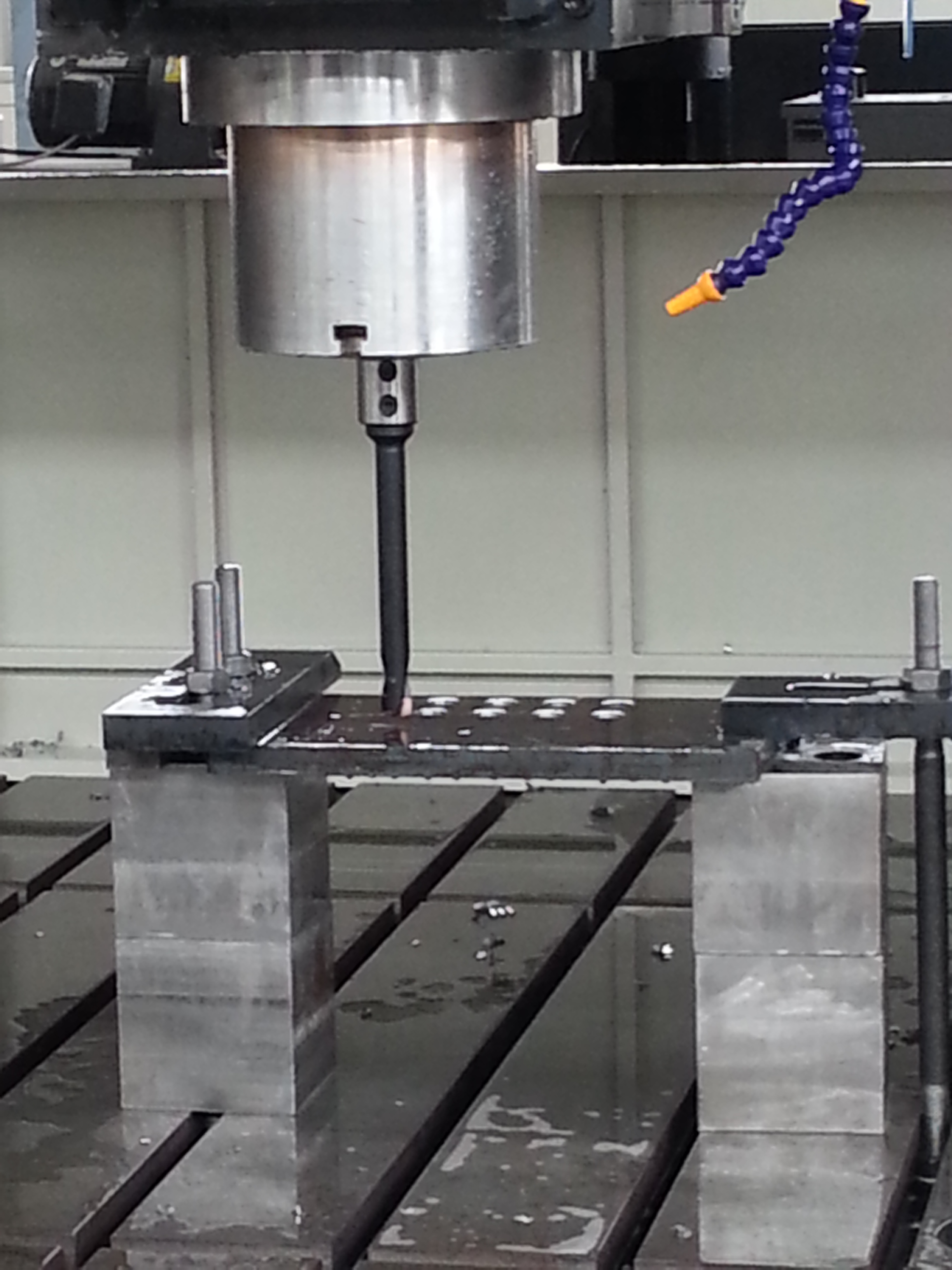 Тип портала филировальной машины высокоскоростной двойной плиты CNC шпинделя сверля передвижной гибкий