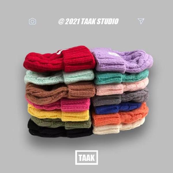 Customized Logo Solid Color Japanese Twist Knitted Hat for Autumn and Winter Students