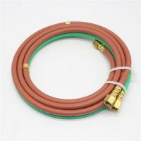 Tuyau jumeau en caoutchouc synthétique rouge et vert avec raccords de tuyau BB 1/4