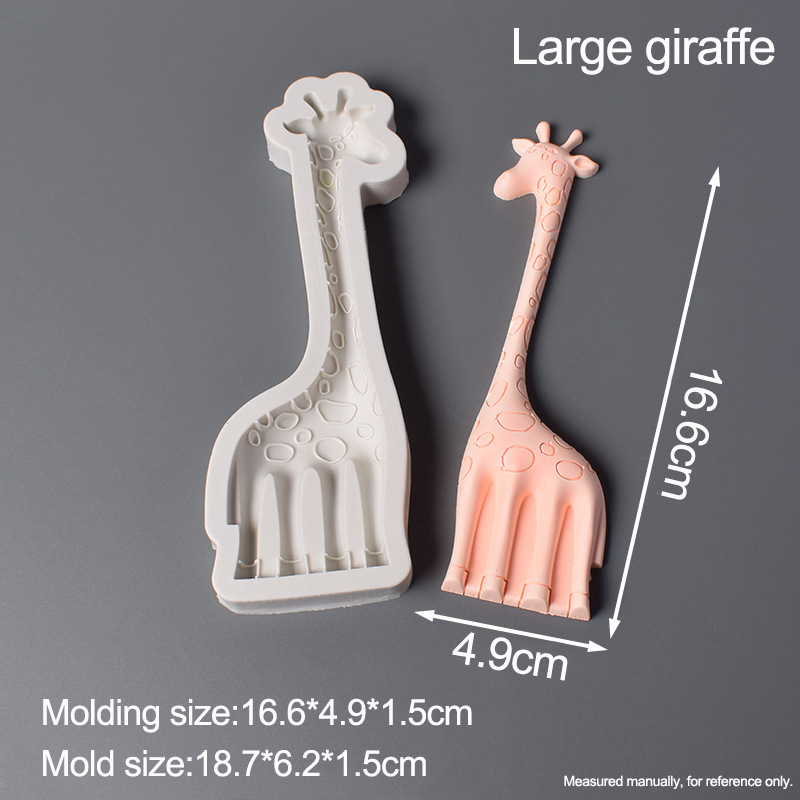 Giraffe Cake Mold Eco-Friendly Silicone Baking Tool with Care Instructions and Different Sizes