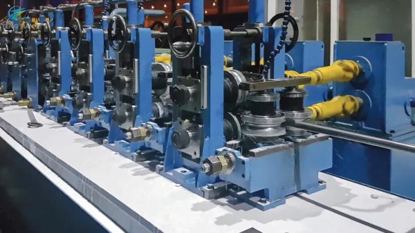 Automatic Tube Mill Pipe Making Machine 20-70 m/min 1.5-5.5mm