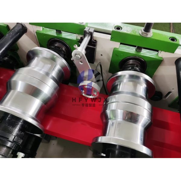 M Shaped Cold Roll Forming Machine With 14 Forming Rows And Hydraulic Shears