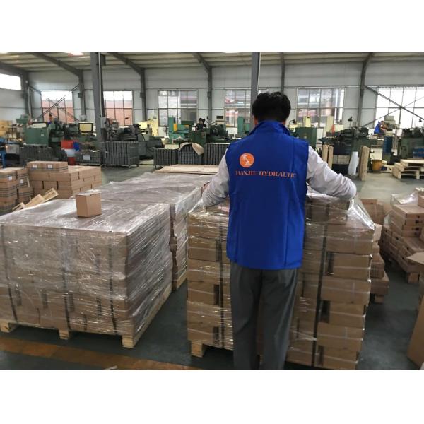 Насос с зубчатой передачей замены Рексротх 22Л для сельскохозяйственной техники Деутц А46