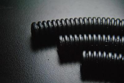 Tubulação ondulada do plástico preto, fornecedor ondulado flexível de China da luva do PE