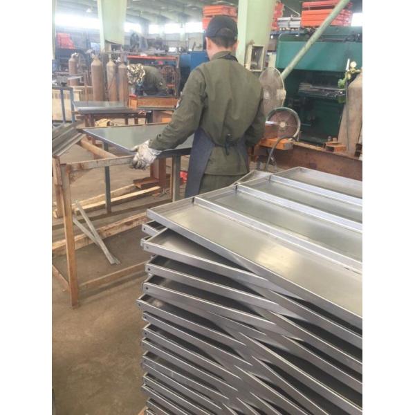 Zinc Finish Steel Pallet Rack Wire Decking Good  Fire Safety Performance