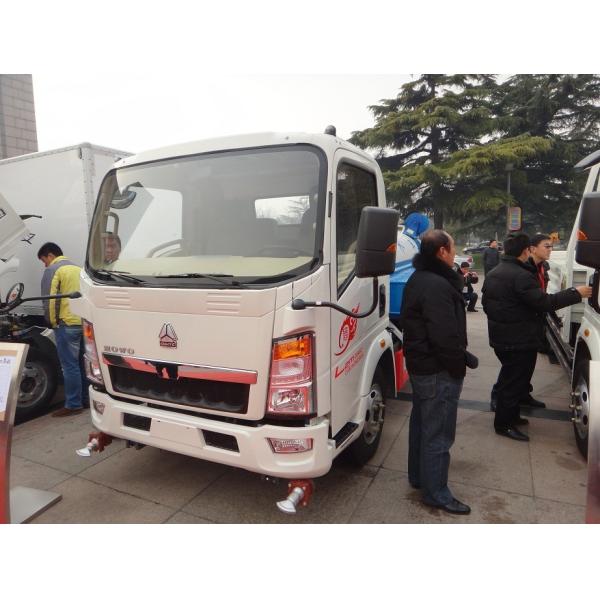 HOWO 3000 liters 85 hp 14 m sprinkling width water tank truck for sale