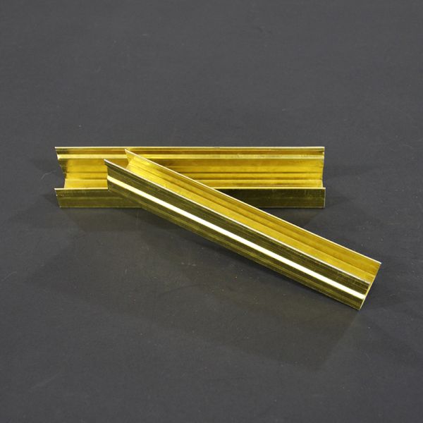 Drywall Galvanized Metal Stud And Track Wall Framing Resilient Channel Stud Strack For Drywall