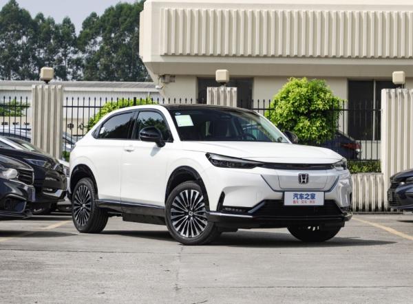 Automóvel 100% elétrico DongFeng ENP1 EV Automóvel 4WD Direção esquerda Veículos usados Certificados