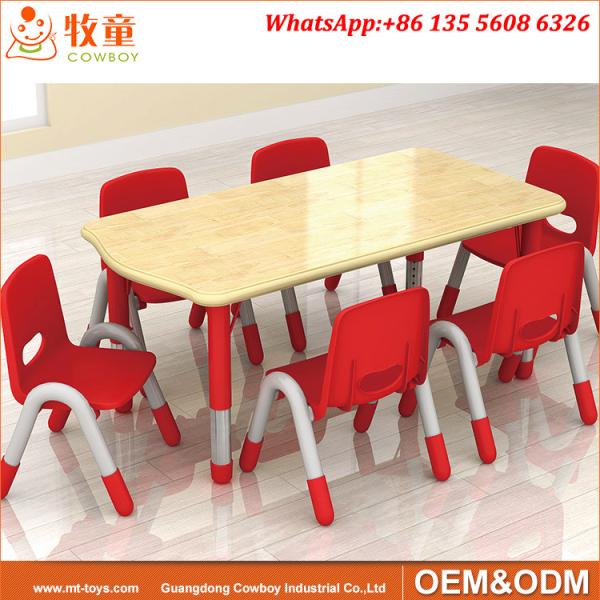 Day Care Centre High Quality 4 Seats Round Wood Table and Plastic Chairs for 2-5 years old kids