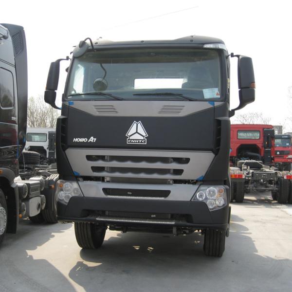 HOWO A7 Prime Mover Truck and trailer ZZ4257N3247 semi truck mover