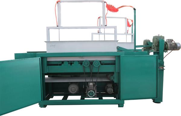 Automatic wood shaving machine for animal bedding / Hydraulic Vertical Metering Baler for sale