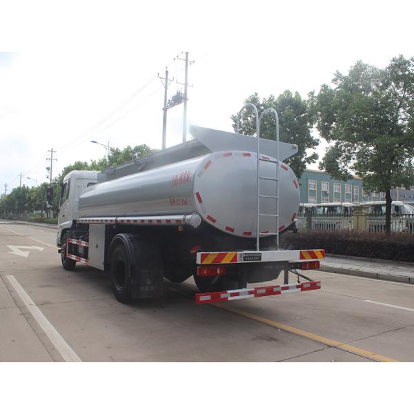 Dongfeng 12.5 Cubic Meter Chemical Tanker Truck SCS5181GPGDFH6 Liquid Transport Vehicle