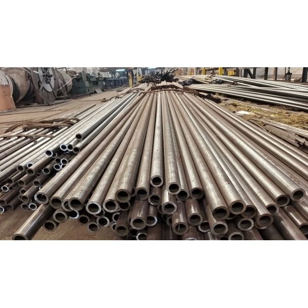 Factory Rate X42 X50 2mm 4mm 6mm Thickness Round Carbon Seamless Steel Pipe
