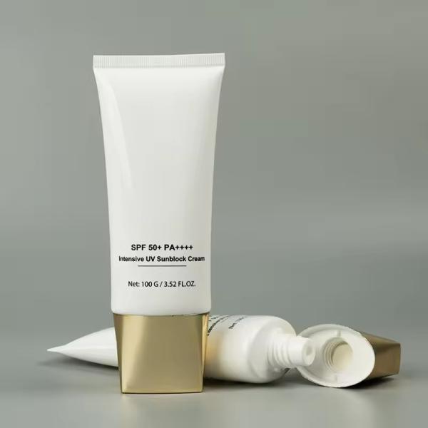 Tubes de pressage en plastique blanche et blanche
