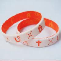 Des bracelets en silicone RFID personnalisés et des bracelets à l'encre pour les événements chrétiens