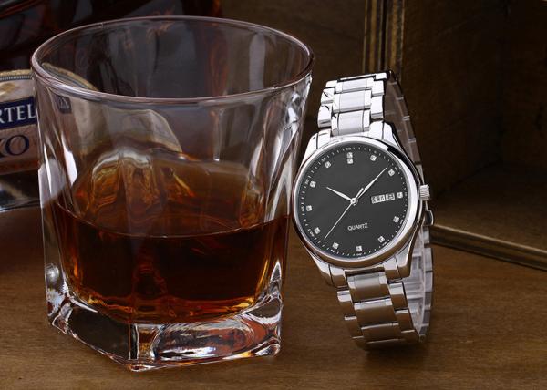 Solid Band Quartz Silver Watch , Men Stainless Steel Designer Watches Water Resistant