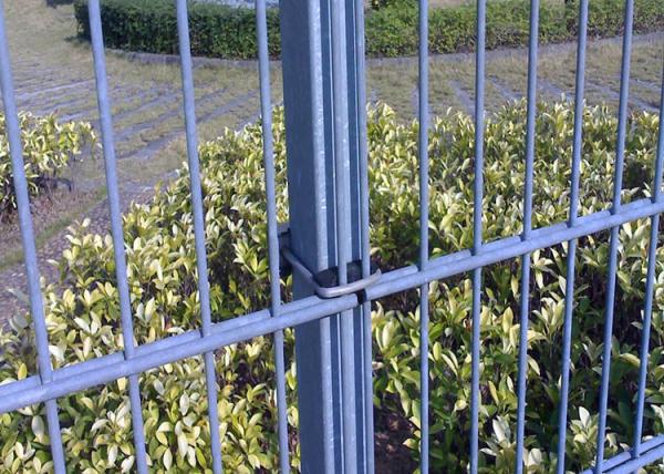 Green Tubular Steel Fence Eco-Conscious
