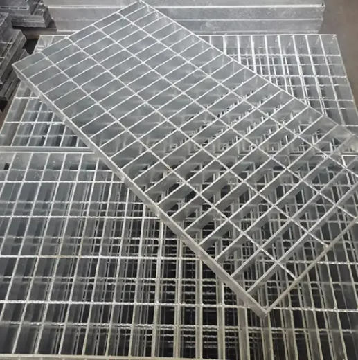 30 X 3mm Heavy Duty Hot Dipped Galvanized Steel Grating for Industrial Platforms and Drainage