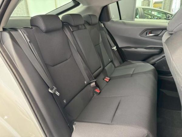 Toyota Prius U Panoramic Display Blind Spot Display Genuine 8-Inch Display Audio Toyota Safety Perception Expansion Package Full-Range TV ETC 2.0 Rear Camera Parking Support Brake