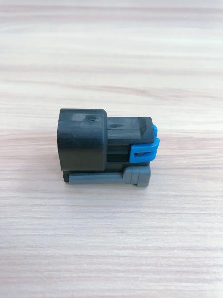 Female Waterproof Car Electrical Connectors 2 Pin Waterproof Electrical Terminals