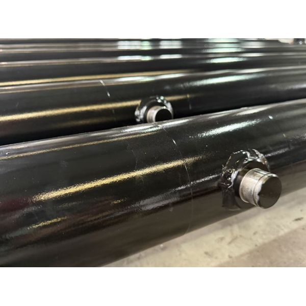 High Tonnage Telescopic Hydraulic Cylinders With Hard Chrome Plated Surface For AWP