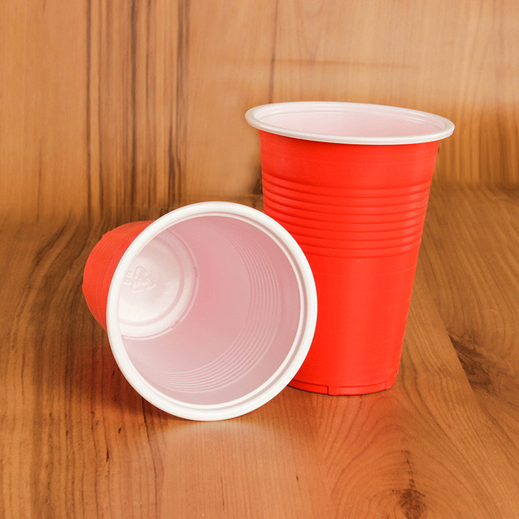 Red Blue Yellow Disposable Plastic Cup with Capacity of 16 oz Various Sizes and Colors