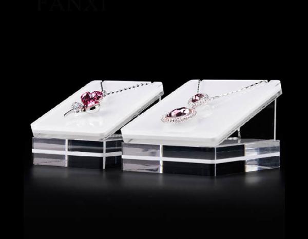 Necklace and Bracelet Jewelry Slanted Stand White Clear Acrylic 3 x 3 x 1.8