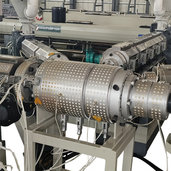 Машина для многослойной экструзионной трубы водоснабжения из HDPE 600kg/H-800kg/H