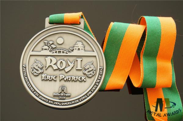Personalized Dragon Engraved Medals Antique Silver Plated With Woven Ribbon Medailles