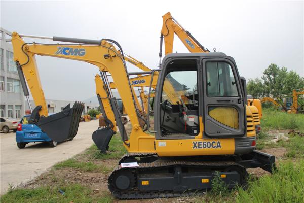 Rated Power 60kw Mini Wheel Excavator Crawler excavator For Small Industries Reliable