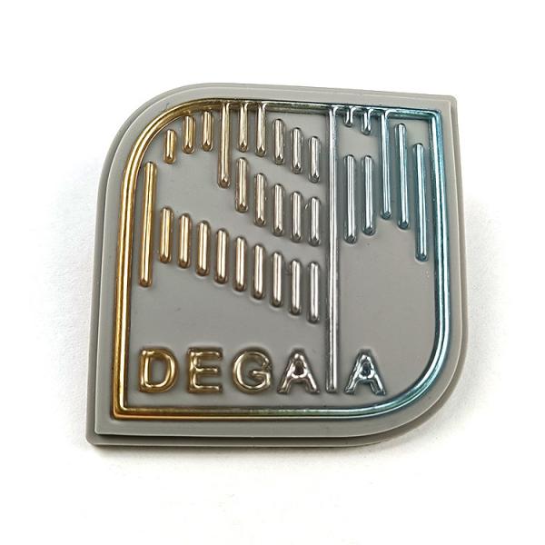 有名なデザイナーは衣類で移動3DがSewAccessoriesラベルによって印刷されるTpuを修繕する設計記章を付ける