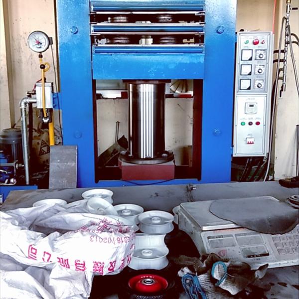 Rubber Solid Tire Manufacturing Machinery-100 Ton Double Working Layer Hot Pressing Machine-rubber Wheel Production Equipment
